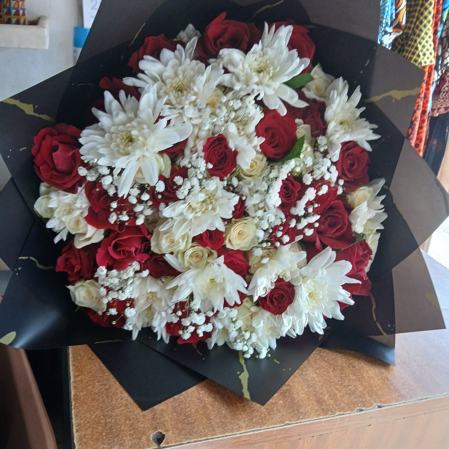 Rose and chrysanthemums mix