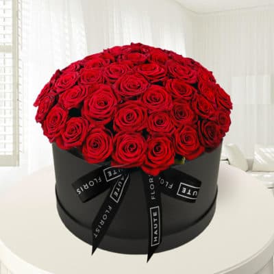 Lush hatbox arrangement